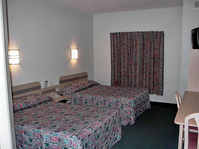 Baymont By Wyndham Athens, Tn 2*